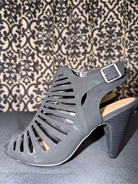 Hot Tomato Black Cutout Slingback Heel